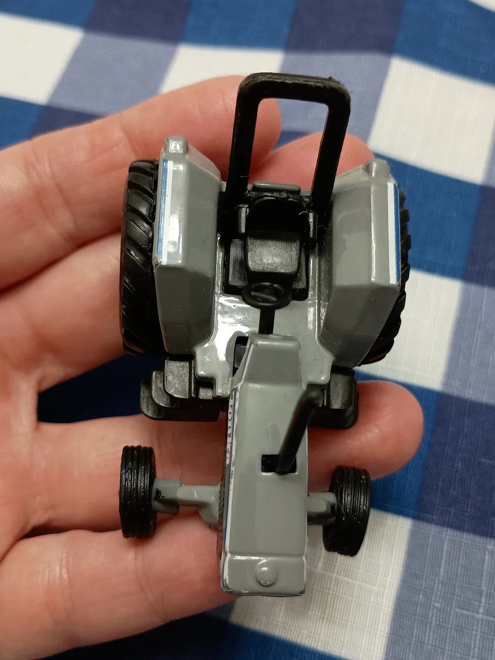 Pre-Owned 2009 Gray Tonka Tractor * By Hasbro * Maistro * Toy